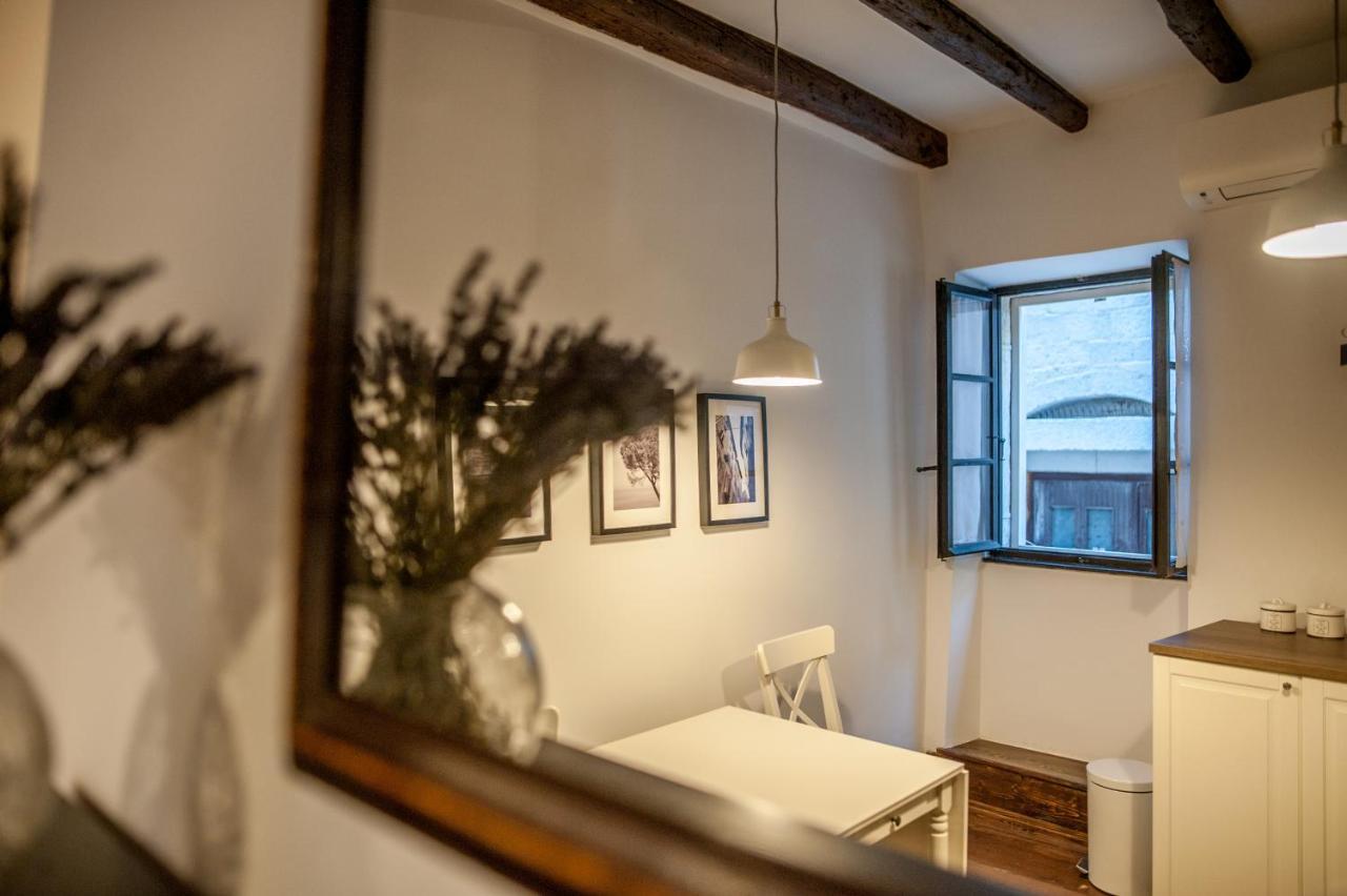 Studio Apartment Casa Di Pietra Ρόβινι Εξωτερικό φωτογραφία